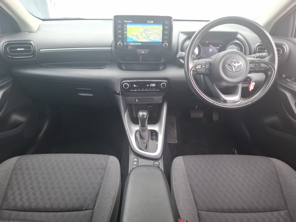 Used Toyota Yaris 2022 for sale - 76195001: Photo 2