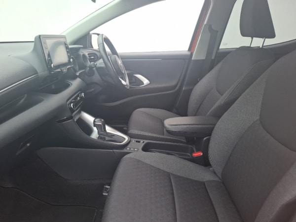 Used Toyota Yaris 2022 for sale - 76195001: Photo 5