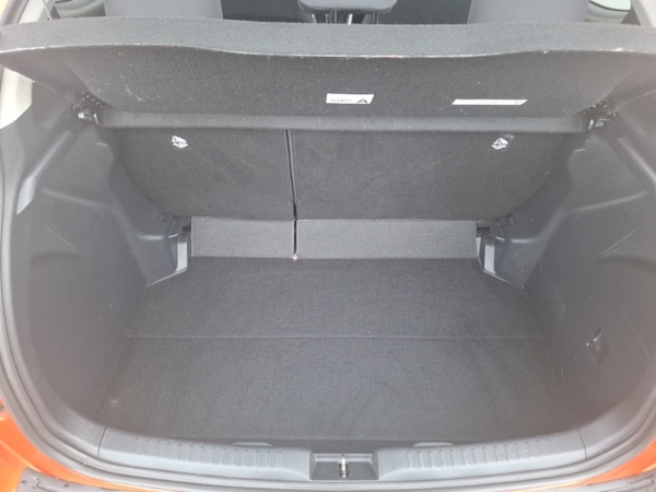 Used Toyota Yaris 2022 for sale - 76195001: Photo 8