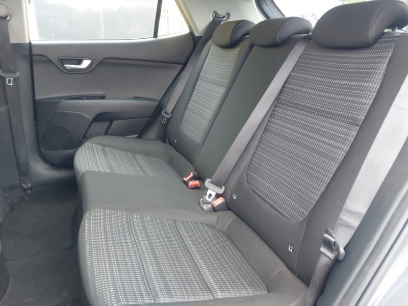 Used Kia Stonic 2022 for sale - 76459567: Photo 6