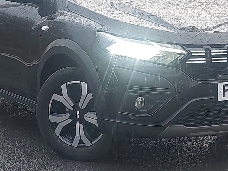 Used Dacia Sandero Stepway 2024 for sale - 77395557: Photo 9