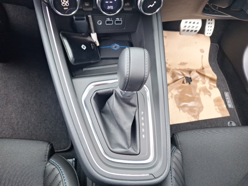 Used Renault Clio 2024 for sale - 76532796: Photo 12