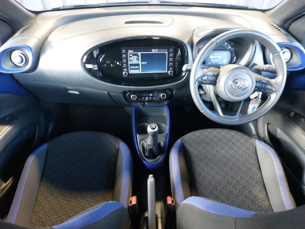 Used Toyota Aygo X 2022 for sale - 76325135: Photo 2