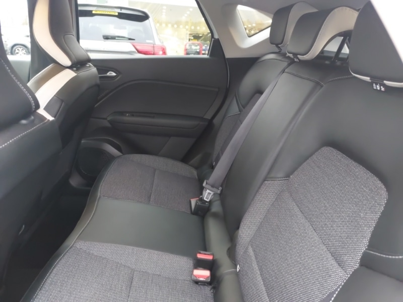 Used Renault Captur 2022 for sale - 76497956: Photo 6