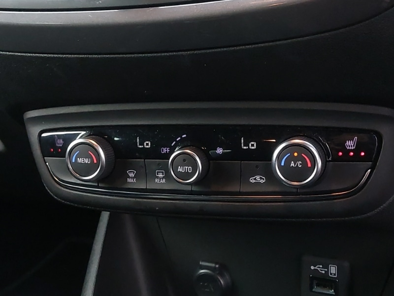 Used Vauxhall Crossland 2022 for sale - 76651961: Photo 10