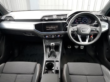 Used Audi Q3 2019 for sale - 75882318: Photo