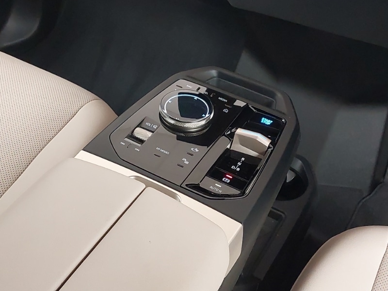 Used BMW iX 2023 for sale - 78071655: Photo 10