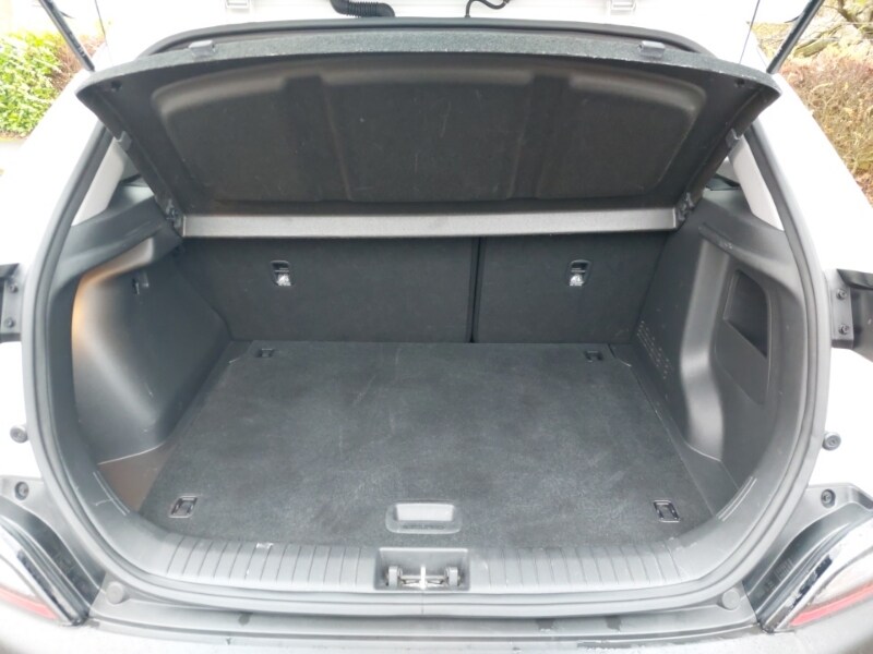 Used Hyundai KONA 2022 for sale - 77298937: Photo 8