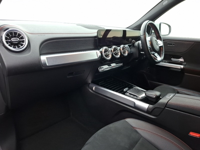 Used Mercedes-Benz EQB 2023 for sale - 77443233: Photo 5