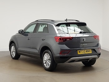 Used Volkswagen T-Roc 2023 for sale - 78848473: Photo