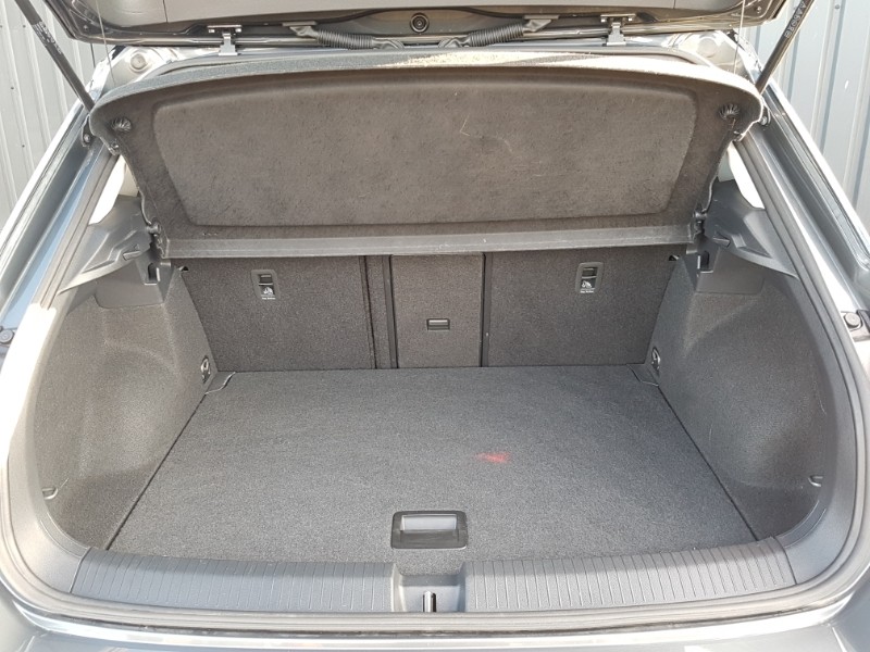 Used Volkswagen T-Roc 2022 for sale - 76720557: Photo 8