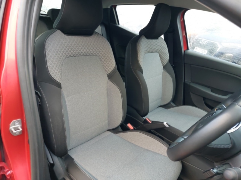 Used Renault Clio 2024 for sale - 77395496: Photo 10