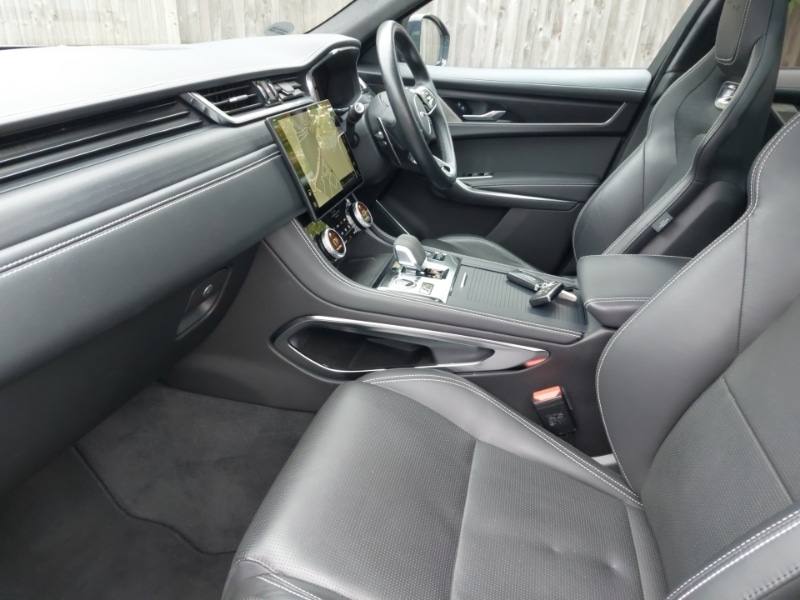 Used Jaguar F-Pace 2023 for sale - 76383524: Photo 5