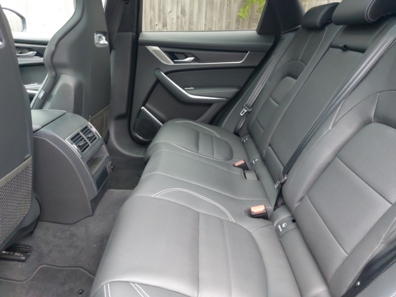 Used Jaguar F-Pace 2023 for sale - 76383524: Photo 6