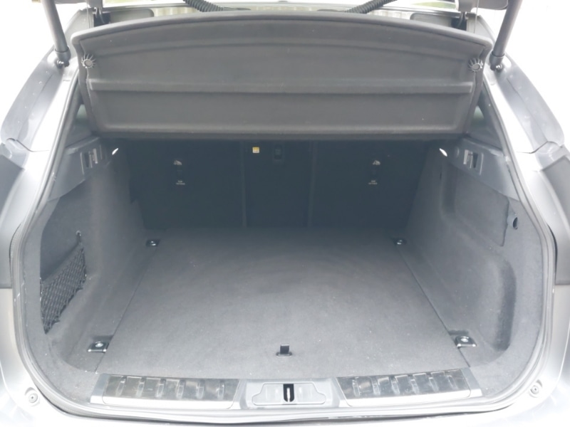 Used Jaguar F-Pace 2023 for sale - 76383524: Photo 8