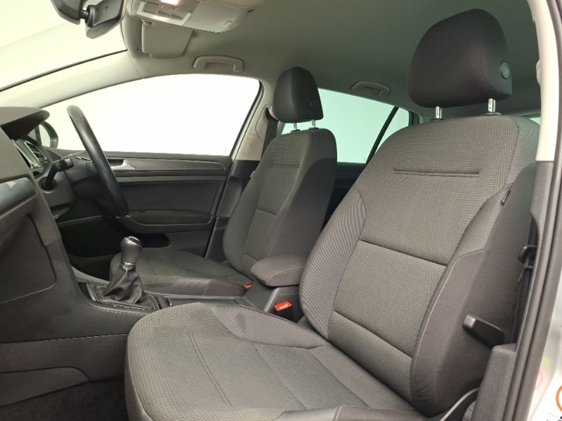 Used Volkswagen Golf 2020 for sale - 77923737: Photo 5