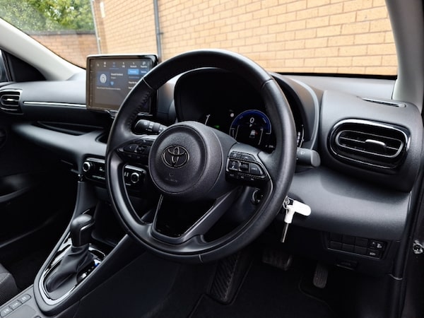Used Toyota Yaris 2024 for sale - 76135572: Photo 10