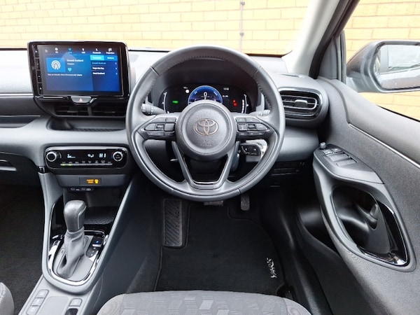 Used Toyota Yaris 2024 for sale - 76135572: Photo 7