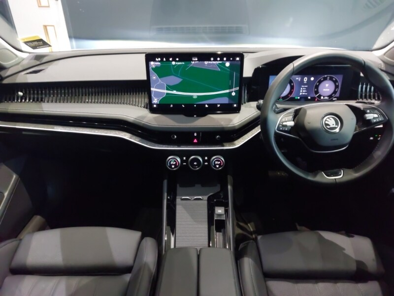 Used Skoda Superb 2024 for sale - 77817213: Photo 2