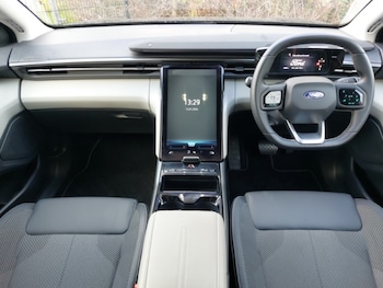 Used Ford Explorer 2025 for sale - 77170199: Photo