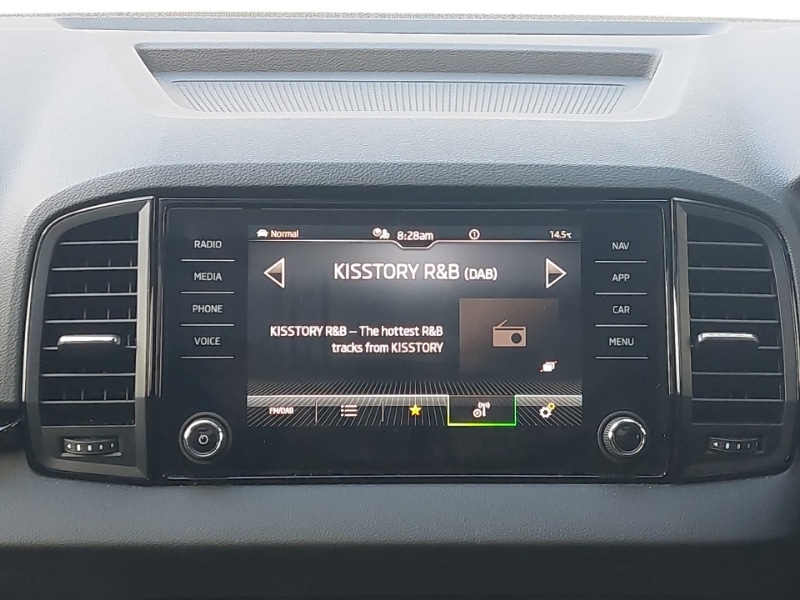 Used Skoda Karoq 2024 for sale - 76732142: Photo 10