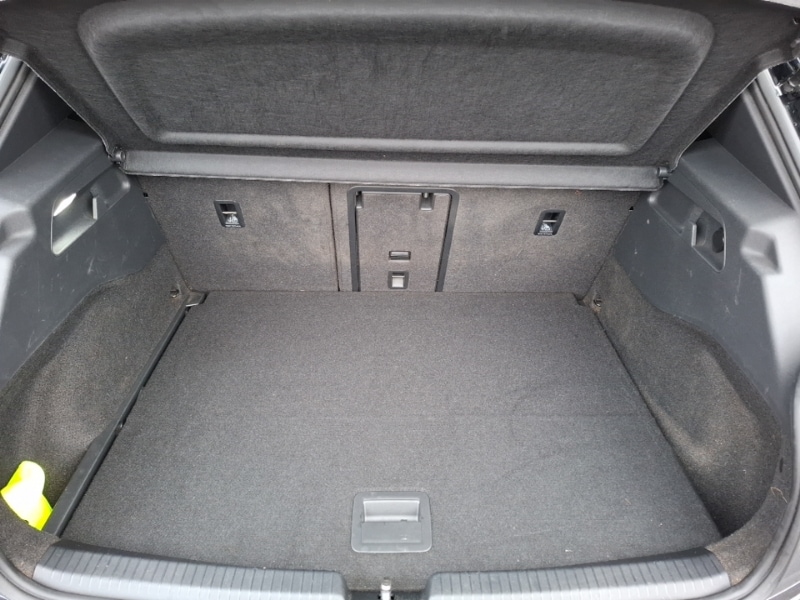 Used Volkswagen ID.3 2021 for sale - 77913490: Photo 8