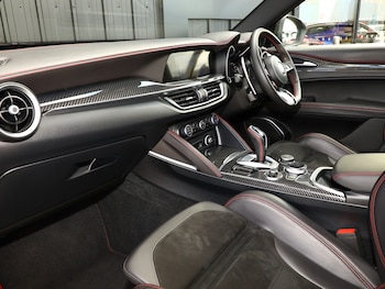 Used Alfa Romeo Stelvio 2021 for sale - 78912199: Photo
