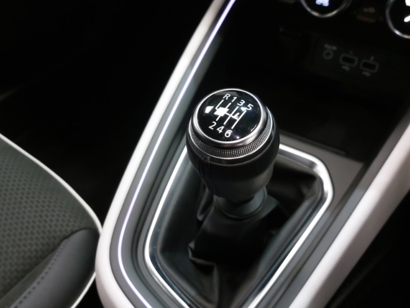 Used Renault Clio 2021 for sale - 76629453: Photo 12