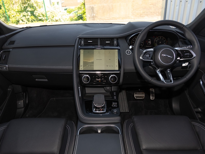 Used Jaguar E-Pace 2023 for sale - 76861163: Photo 2