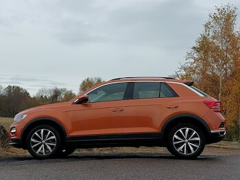 Used Volkswagen T-Roc 2020 for sale - 77569530: Photo
