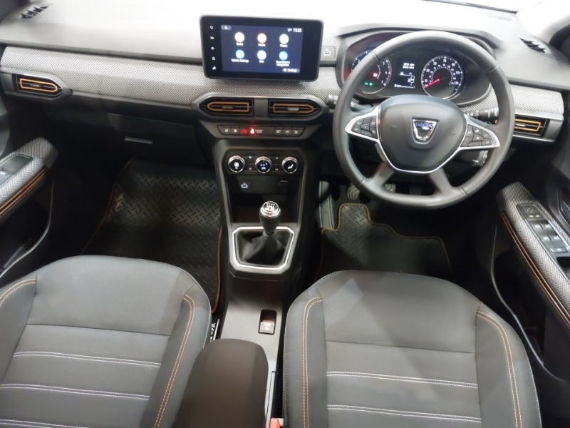 Used Dacia Sandero Stepway 2022 for sale - 77284981: Photo 2