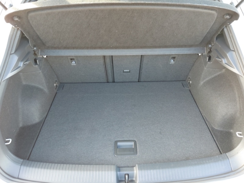 Used Volkswagen T-Roc 2024 for sale - 77922967: Photo 8