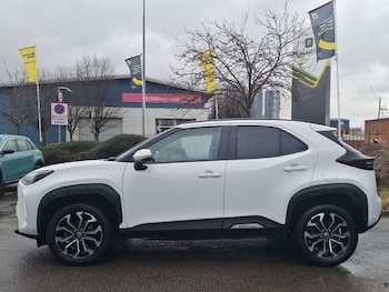 Used Toyota Yaris Cross 2023 for sale - 76880921: Photo