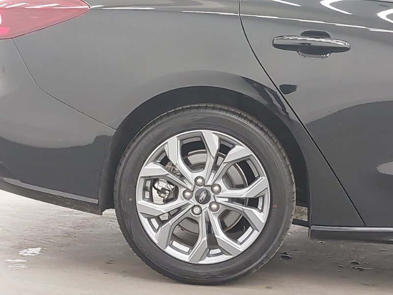 Used Ford Focus 2023 for sale - 77876020: Photo 12