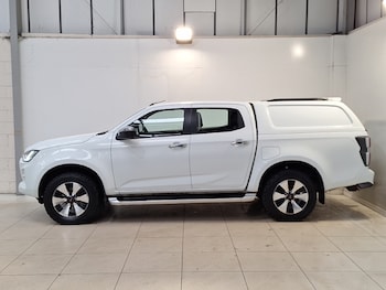 Used Isuzu D-Max 2023 for sale - 78477899: Photo