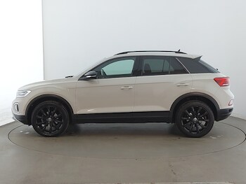 Used Volkswagen T-Roc 2023 for sale - 78547814: Photo