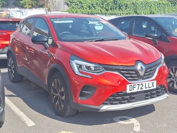 Used Renault Captur 2023 for sale - 79031229: Photo