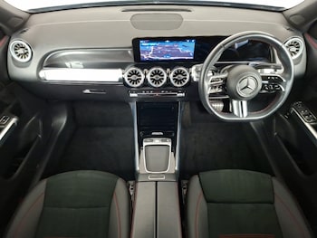Used Mercedes-Benz GLB 2025 for sale - 79549260: Photo