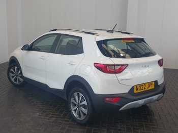 Used Kia Stonic 2022 for sale - 75525791: Photo