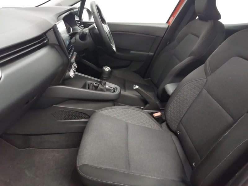 Used Renault Clio 2023 for sale - 76714054: Photo 5