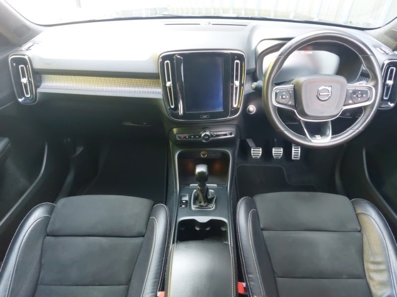 Used Volvo XC40 2020 for sale - 77290331: Photo 2