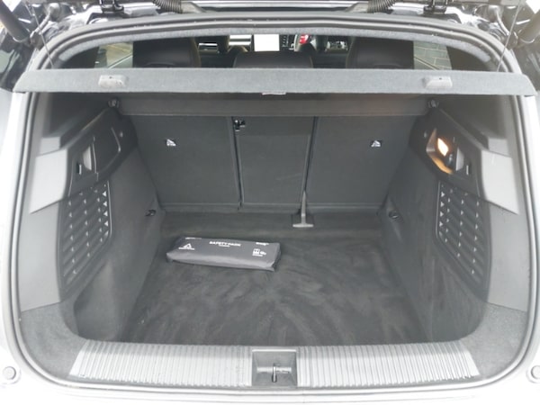 Used Renault Scenic E-Tech 2024 for sale - 76207896: Photo 8