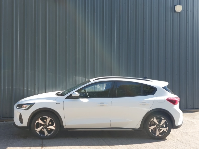 Used Ford Focus 2023 for sale - 77290230: Photo 4