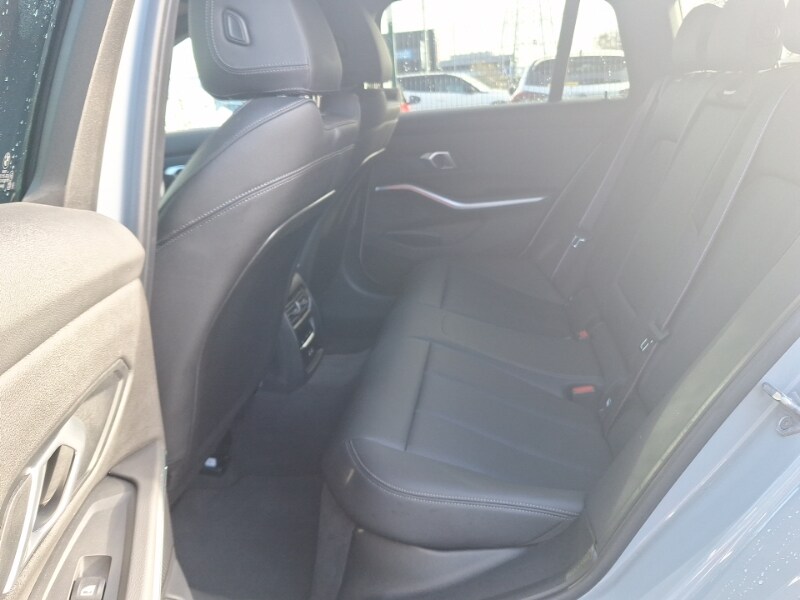 Used BMW 3 Series 2025 for sale - 77690561: Photo 12