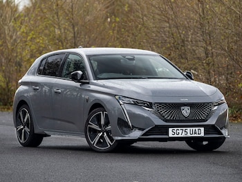 2025 - 1.2 Hybrid 145 GT 5dr e-DSC6