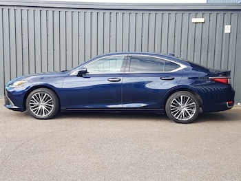 Used Lexus ES 2022 for sale - 76343060: Photo