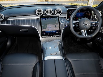 Used Mercedes-Benz C-Class 2024 for sale - 76129643: Photo 2