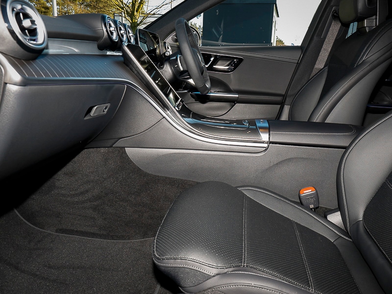 Used Mercedes-Benz C-Class 2024 for sale - 76129643: Photo 5