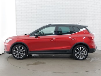 Used SEAT Arona 2024 for sale - 78698247: Photo