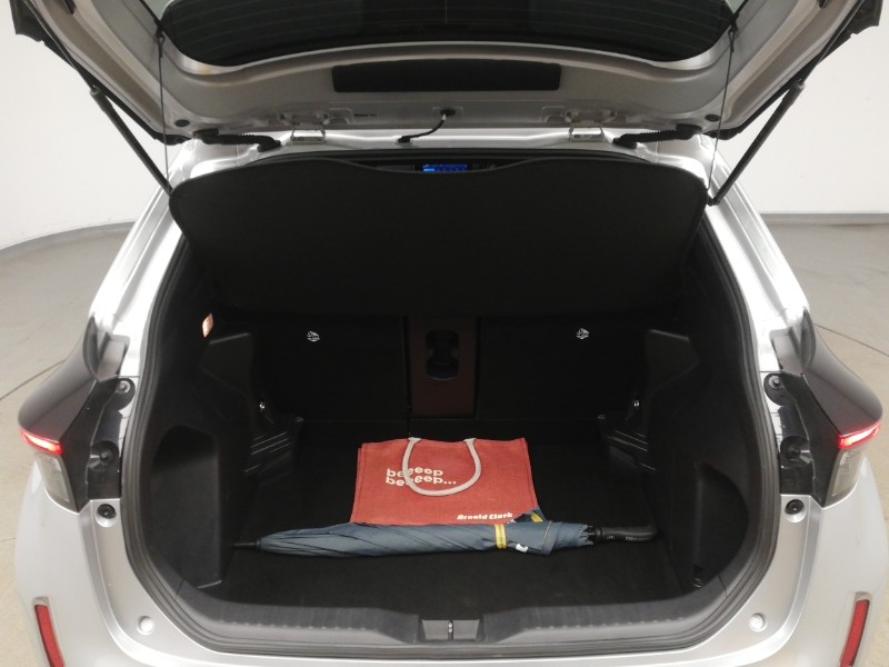 Used Toyota Yaris Cross 2023 for sale - 77986763: Photo 8